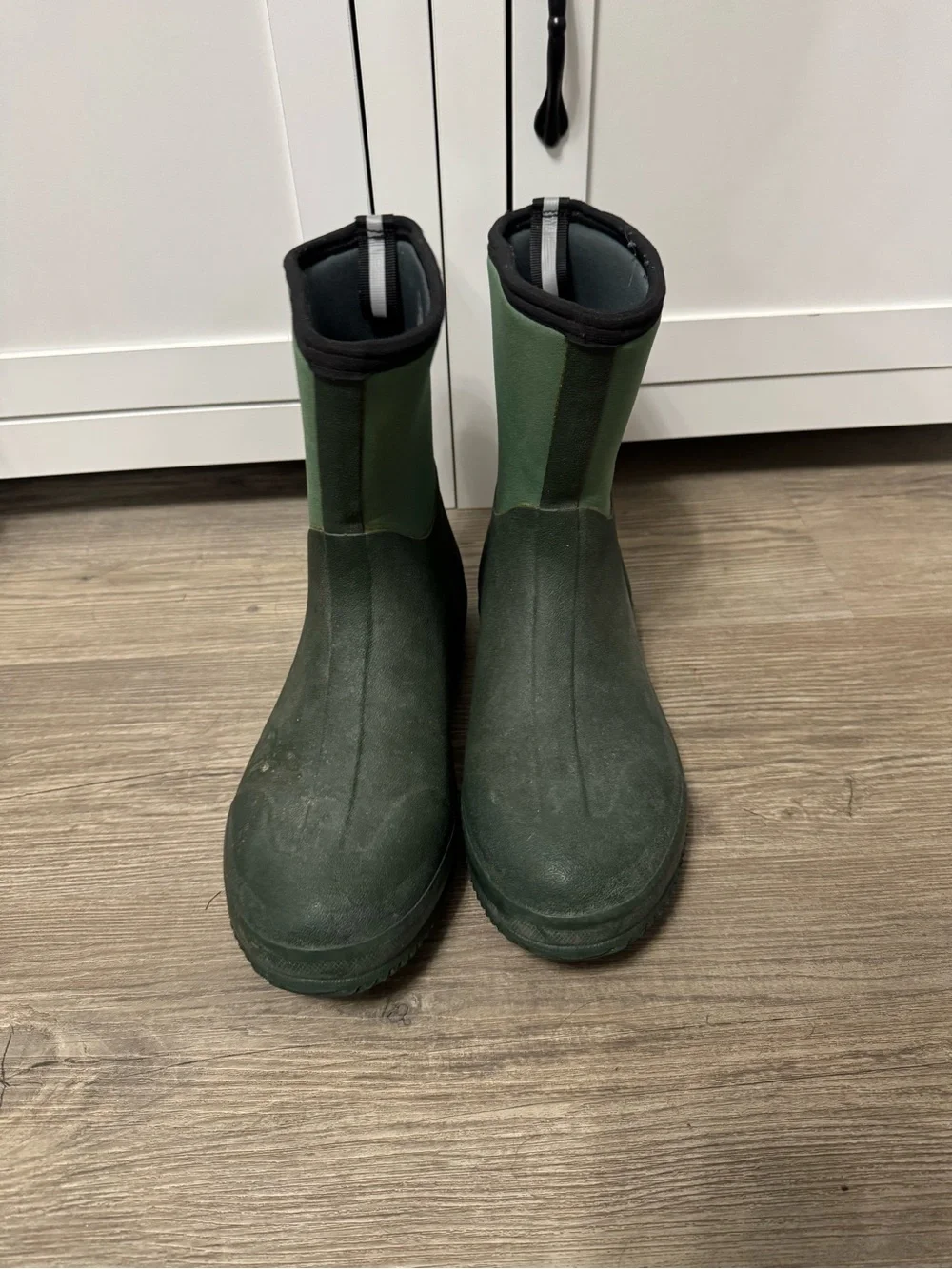 Muck Boots Men’s size 10.5/11 Women’s 12/12.5. Original Muck Boost Waterproof
